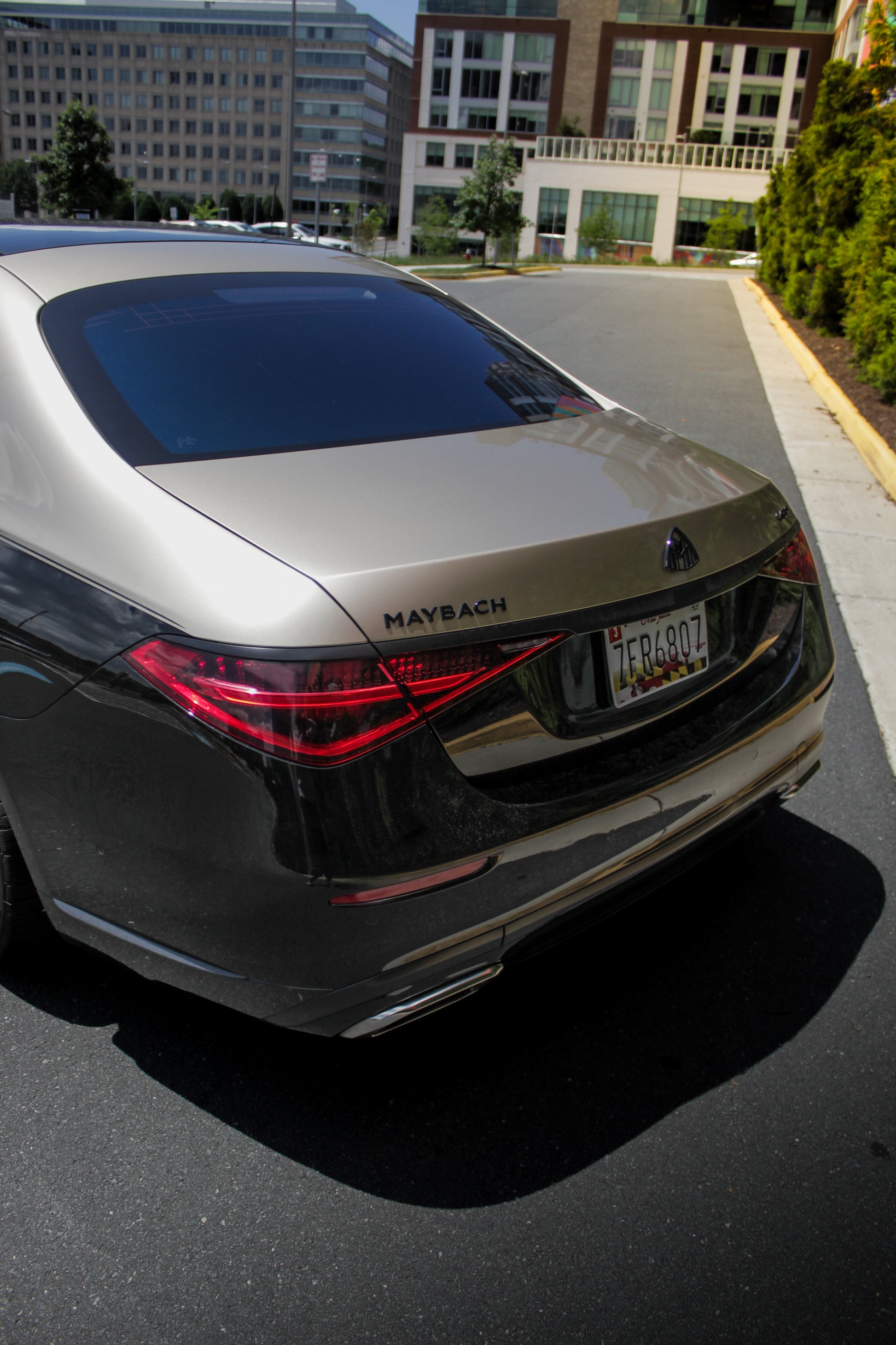 Mercedes-Benz S680 Maybach (1 of 200)