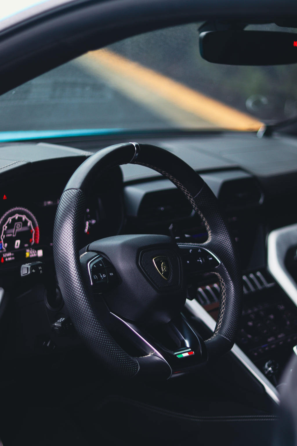 Lamborghini Urus Baby Blue (w/ Starlights)