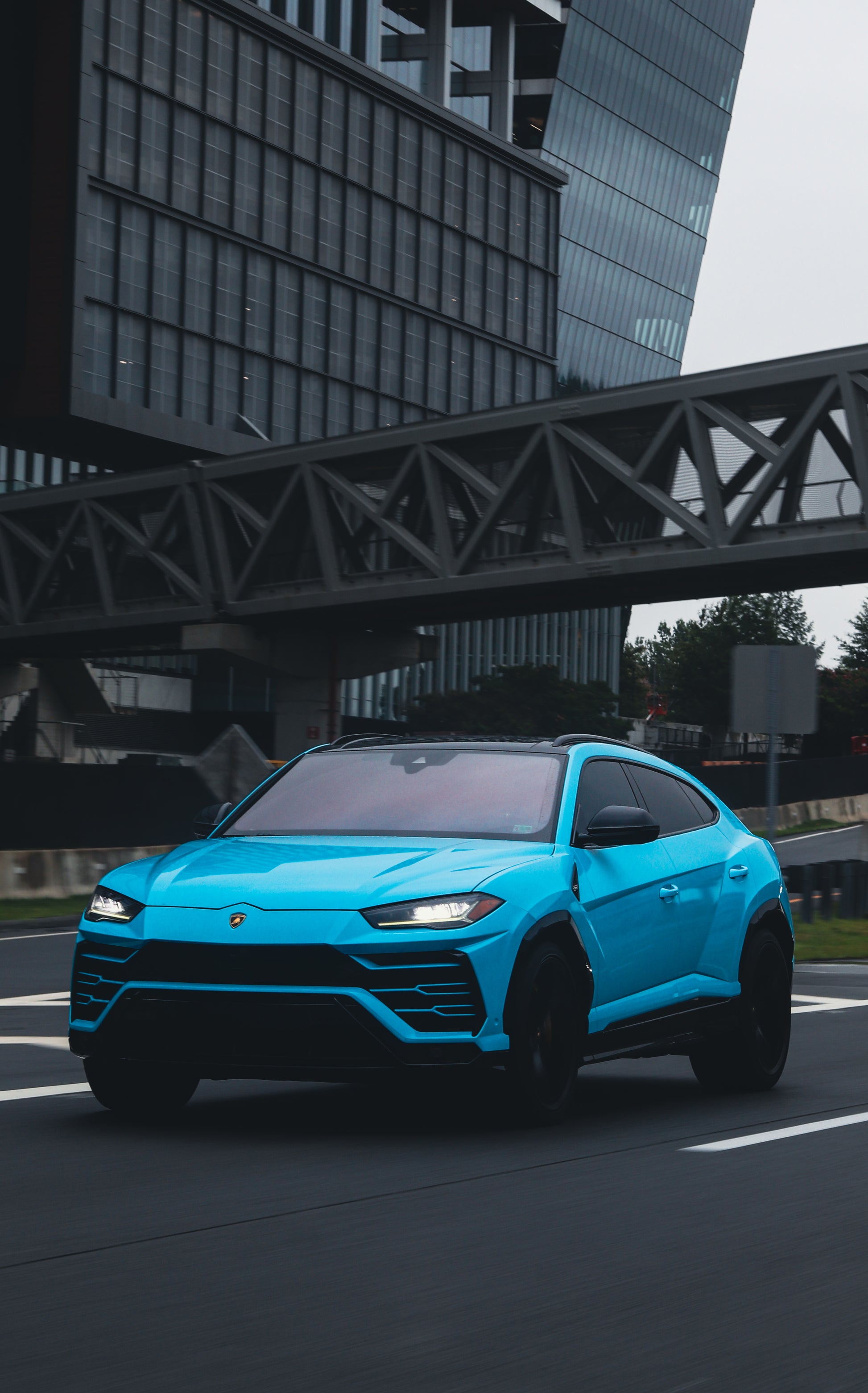 Lamborghini Urus Baby Blue (w/ Starlights)