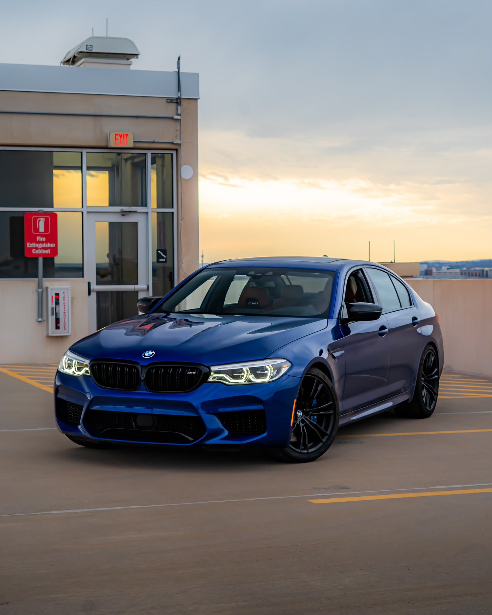 BMW M5 Competition Marina Blue/ Peanut Butter Interior